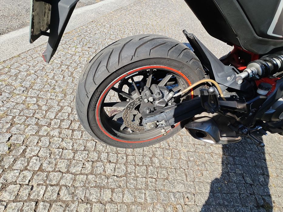 Vendo Moto Benelli BN302 de 2016 com  35711kms