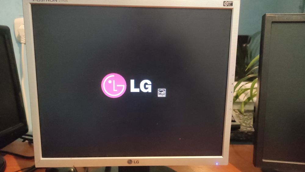 HP t520 16/4 zestaw komputerowy