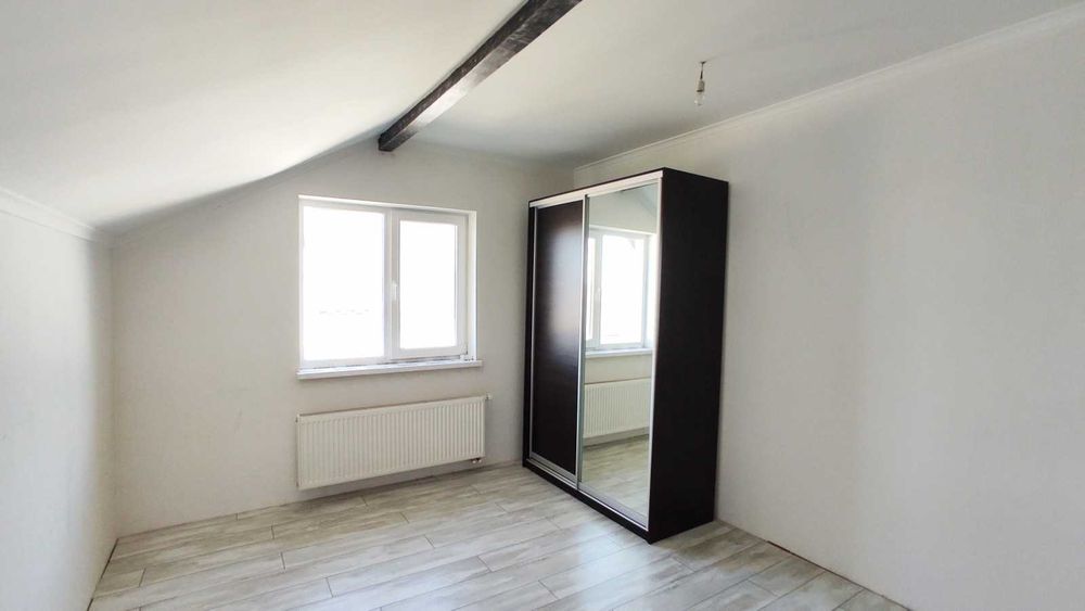 House in Oseshchyna, Vyshhorodskyy rayon - More