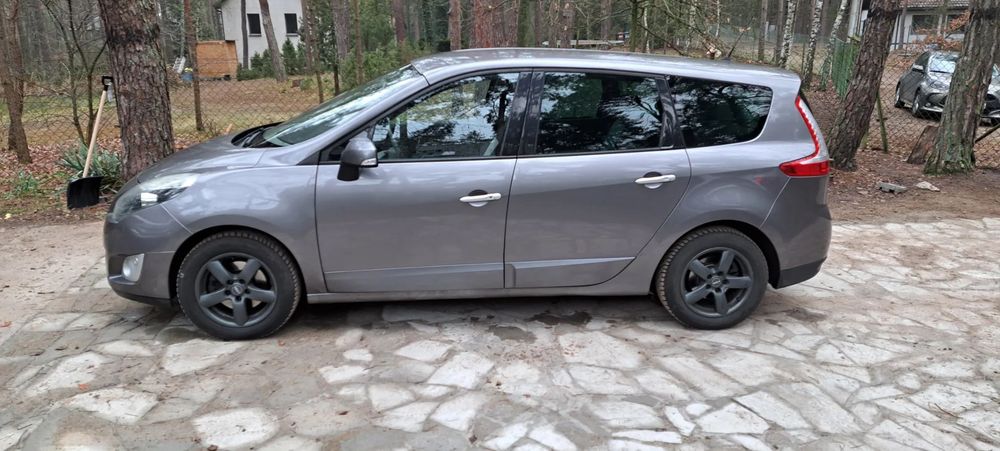 Renault Scenic Duże auto do jeżdzenia