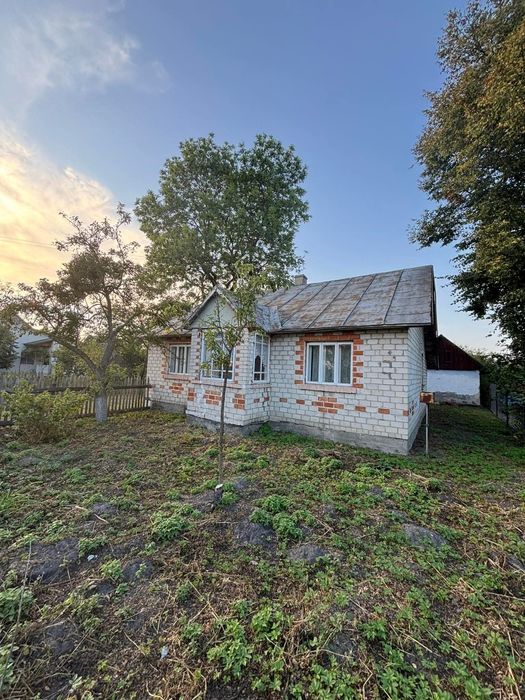 Продам будинок в с.Низи, Шептицького р- ну.