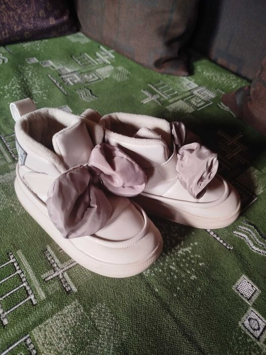 Теплі осінньо-весніні ботики