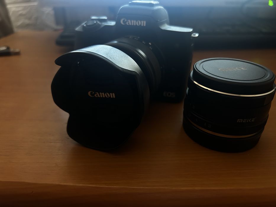 Canon m50  kit15-45+ meike 35 f 1,7