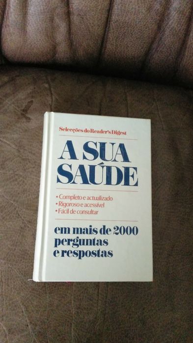 8 Livros novos 10 euros cada das seleções