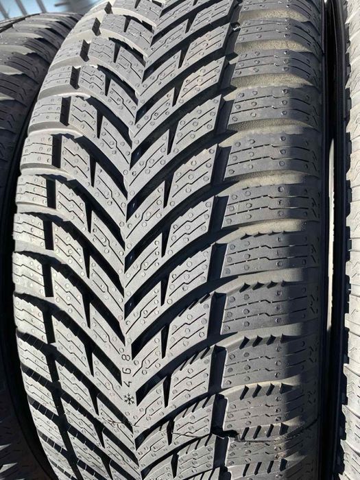 Шини нові 205/55 R16 Nokian  всесезонн 2023 рік