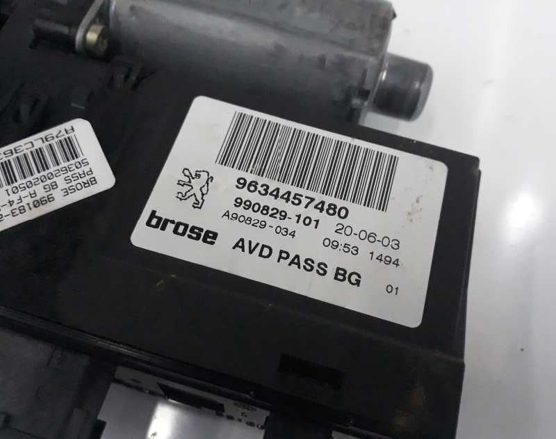 MOTOR ELEVADOR DE VIDRO FRONTAL DIREITO PEUGEOT 307 BREAK 2003