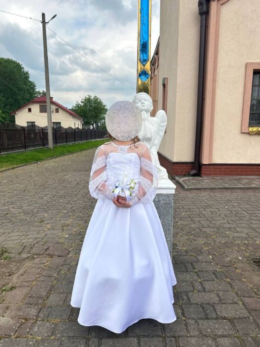 Продам плаття на причастя
