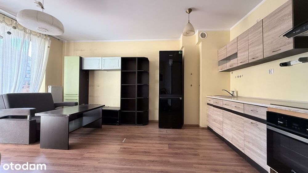1 piętro z winda/balkon/ tylko 200 zł czynszu