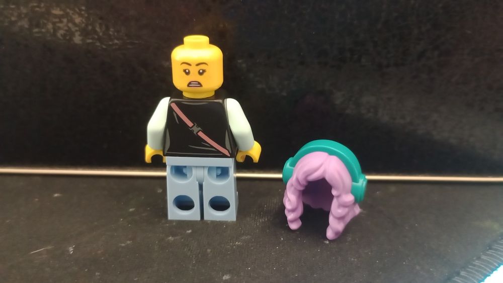 Figurka LEGO Hidden Side - Parker