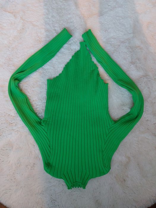 Sweterek Shein zielonego koloru