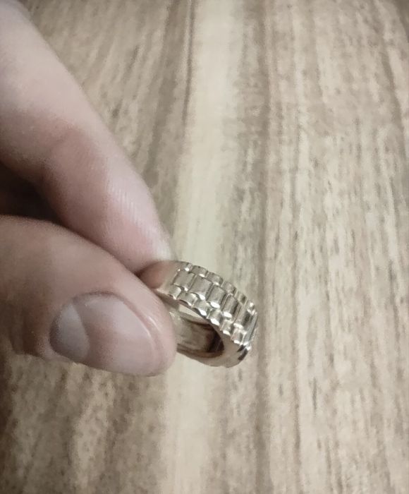 Золотое кольцо 585
