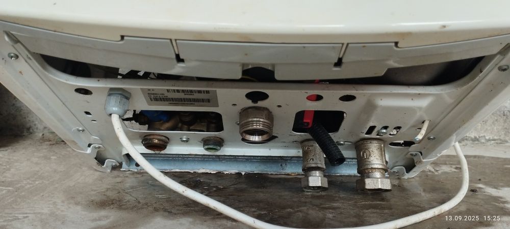 Котел газовий двух контурний 24