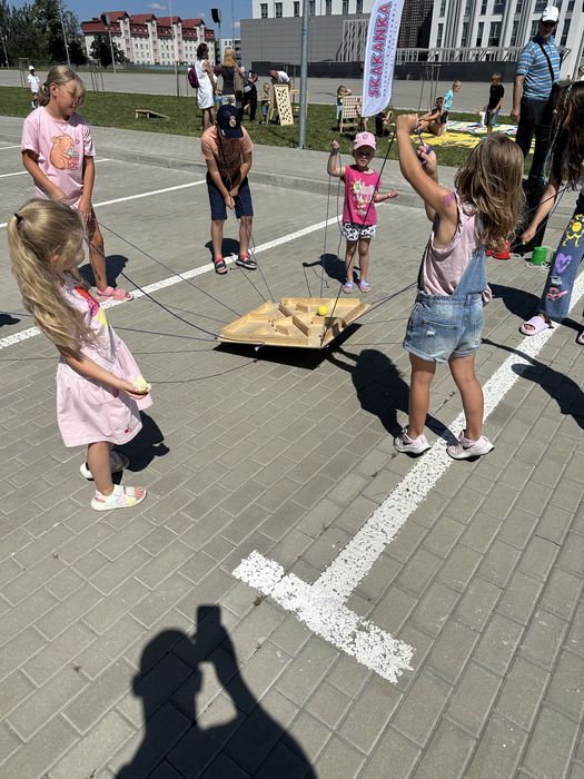 Animatorka Dmuchaniec Fotolustro Fotobudka ścianka balonowa Vougebox