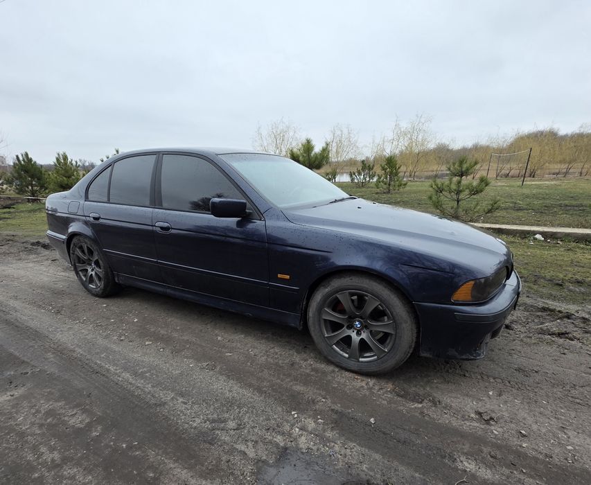 Продам BMW Е 39  .