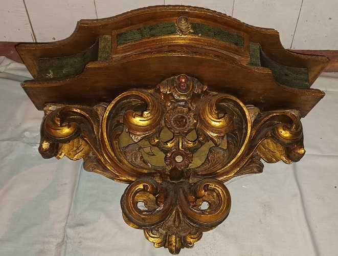 Credencia em Talha Dourada madeira Maciça