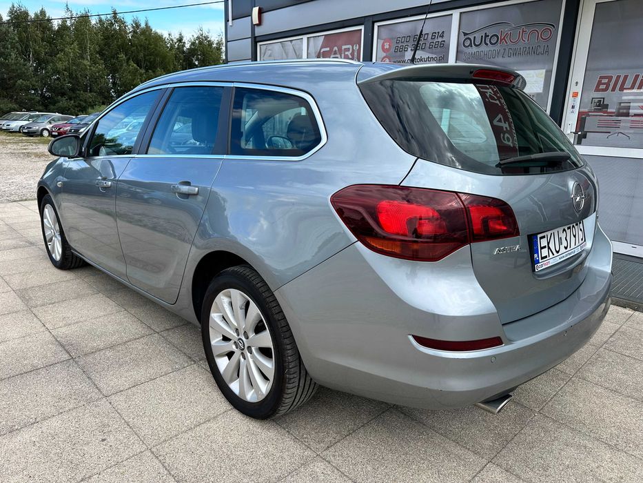 Opel Astra 1.4 benzyna, alus, klimatronic, zarejestrowana
