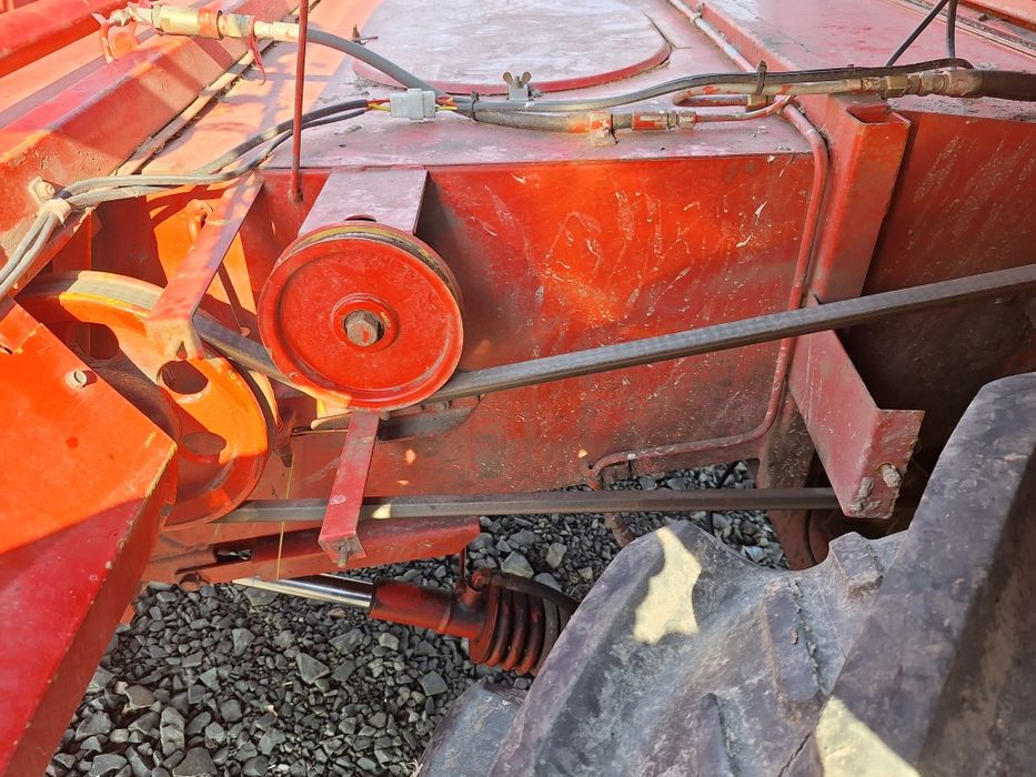 Комбайн Massey Ferguson 20 XP