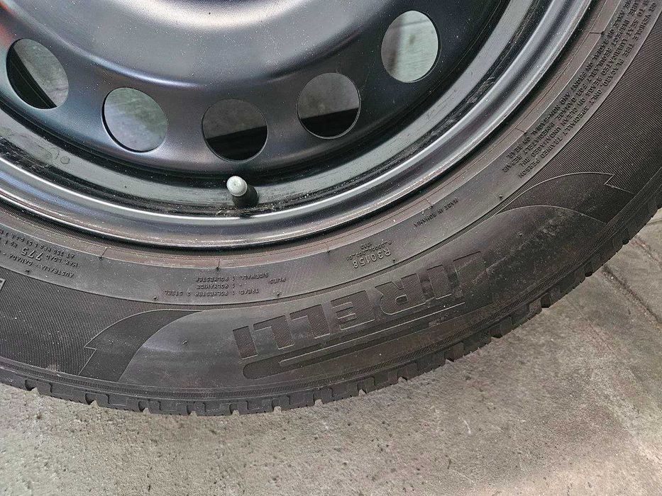 Диски в зборі VW 5/112 R17 6.5J ET38 dia 57.1mm + шини + колпаки
