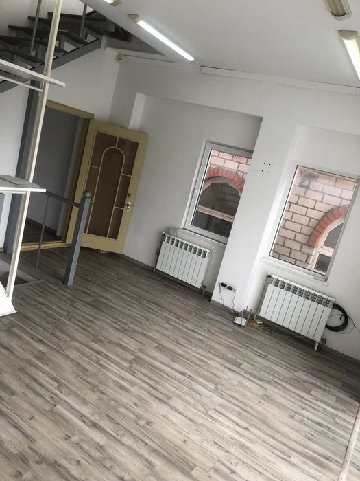 Аренда коммерческого помещения в центре | евроремонт | потолки 3+