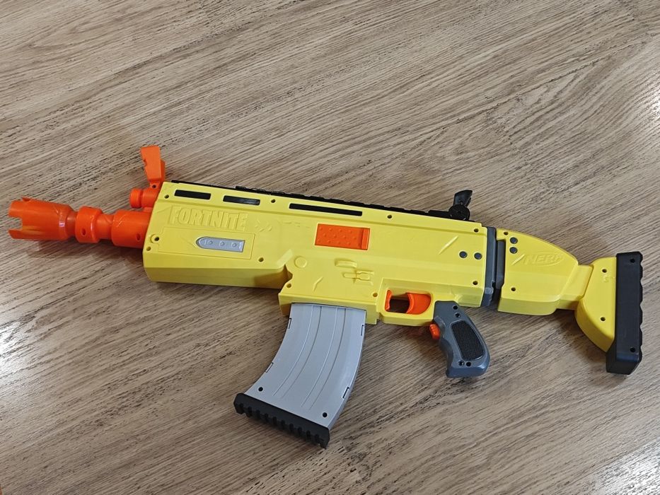 Бластер Nerf Fortnite AR Elite (SCAR) в ідеалі