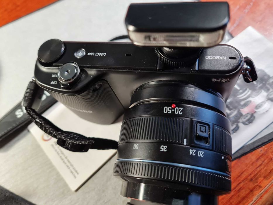Máquina fotográfica Samsung NX2000 - Excelente