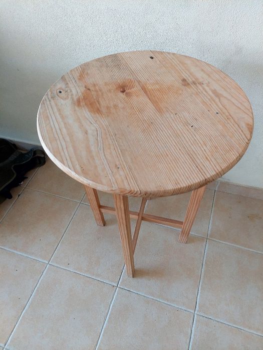 Mesa de apoio redonda madeira