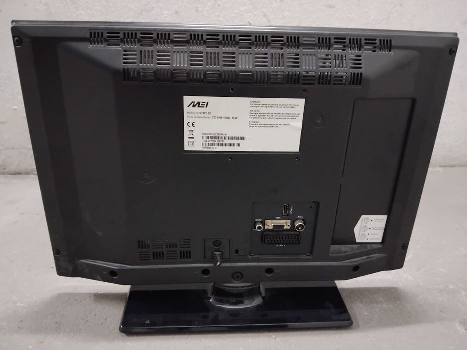 Tv CTV1911LED para peças