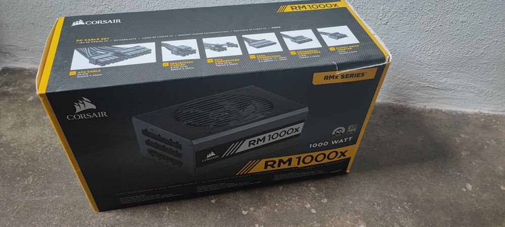 Fonte de alimentação corsair 1000w 80 gold
