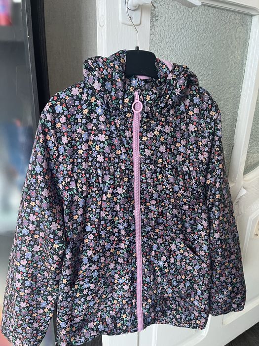 Ветровка для дівчинки, розмір 134-140