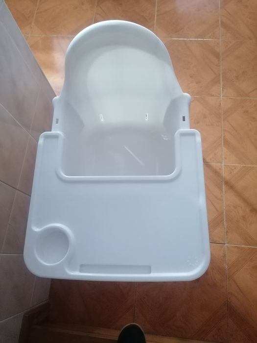 Cadeira de bebé para comer