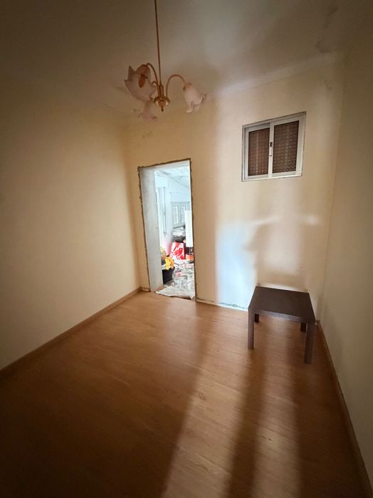 Alugo Casa pronta a habitar