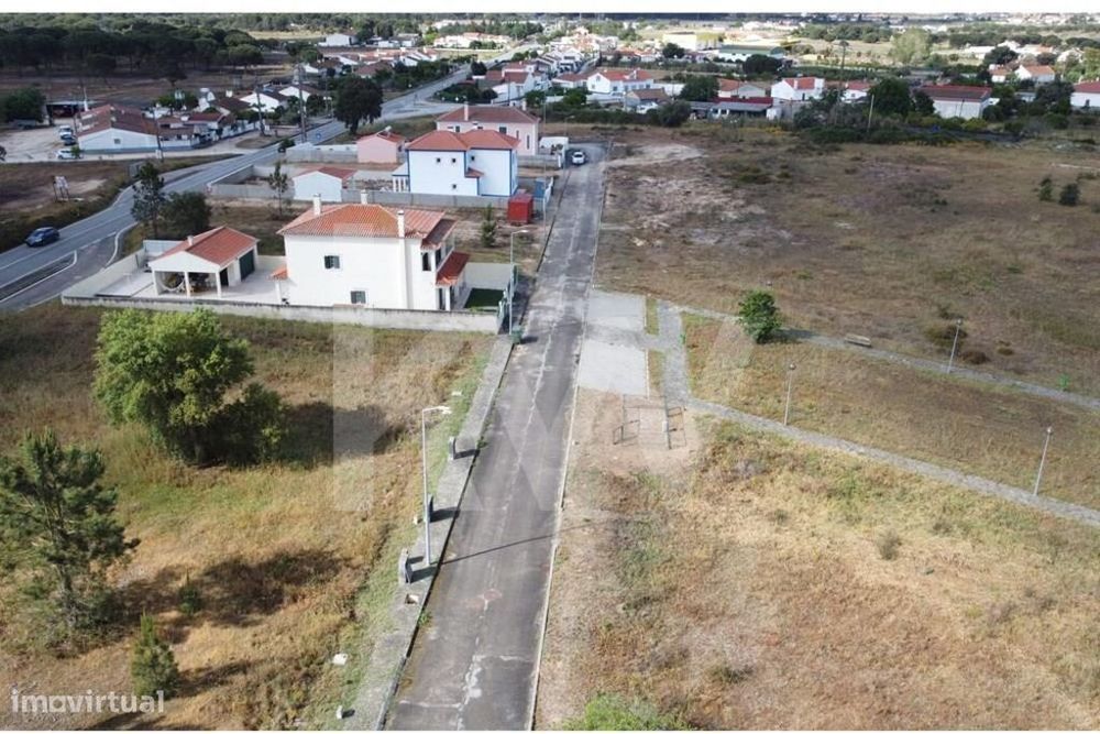 Terreno Urbano 646m2 — Biscaínho, Santarém