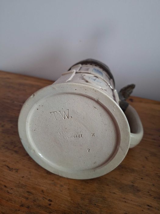 kufle figuralne wieże antyki