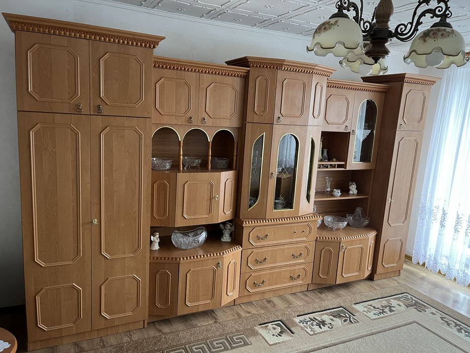 Meble szafki komody mebloscianki witryna