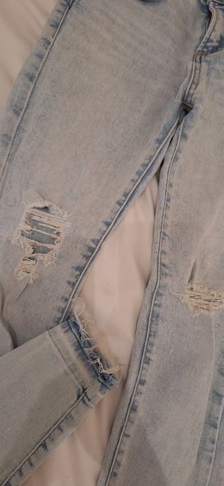 Zara jasne jeansy 36