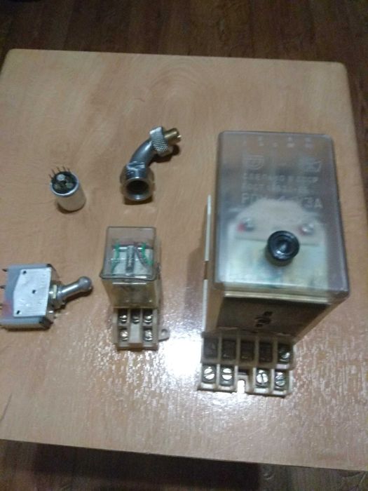 Комплектующие и радио детали