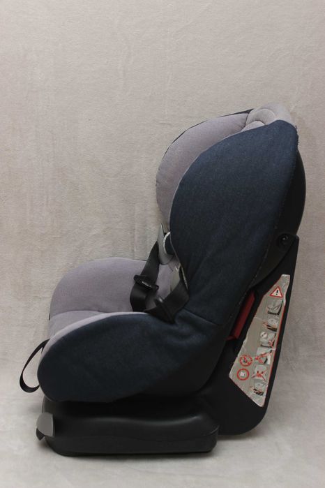 Дитяче автокрісло Maxi-Cosi Priori XP (9-18 кг) вживане