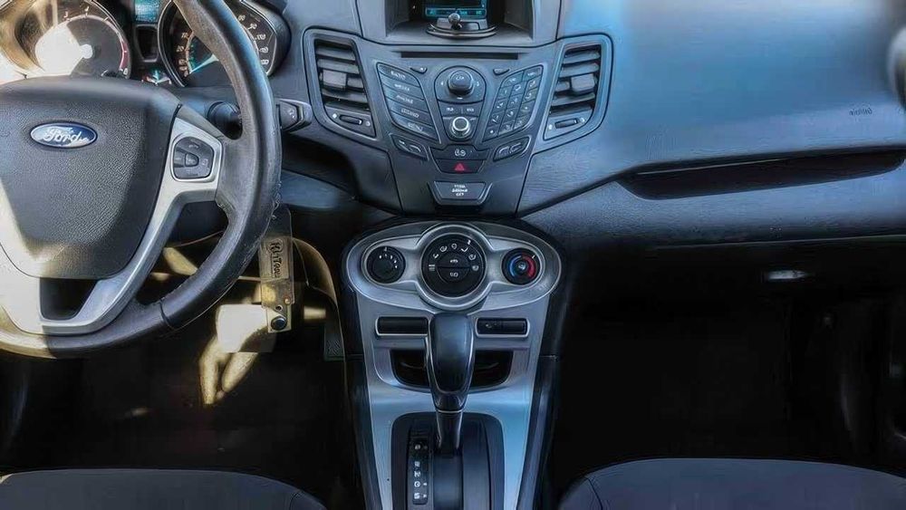 Ford Fiesta      2016