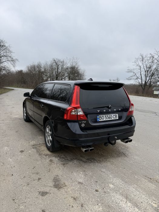 Авто в хорошому стані технічно справний