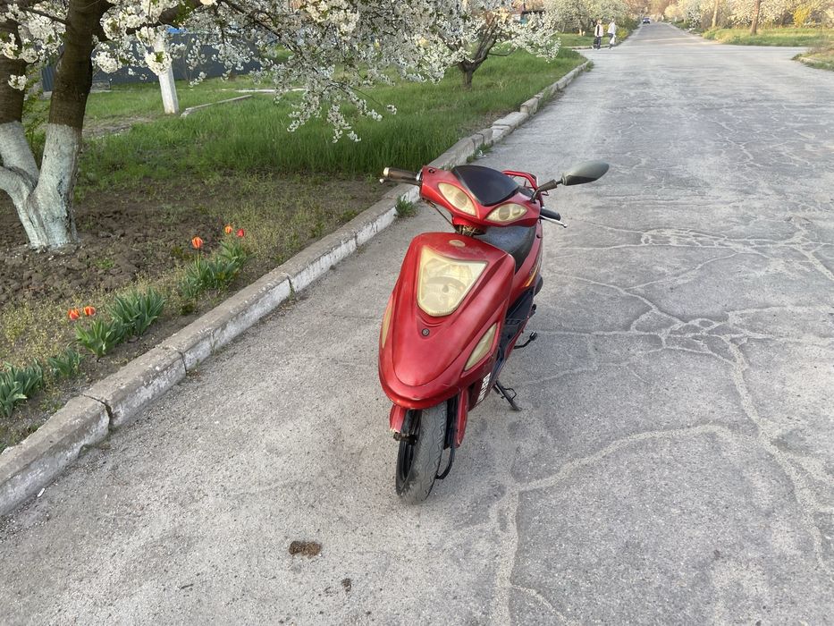 Продам скутер на ходу