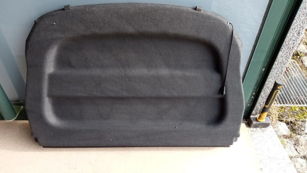 Chapeleira Renault Megane III / 794200020R