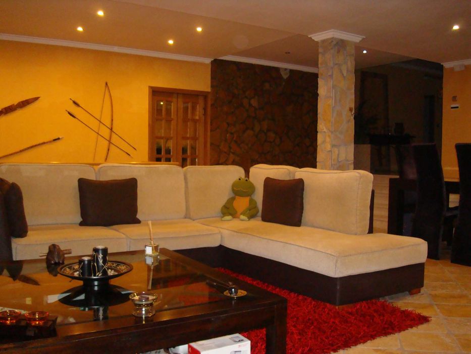 Coffee Table Awaiting Some TLC!64730209491458120