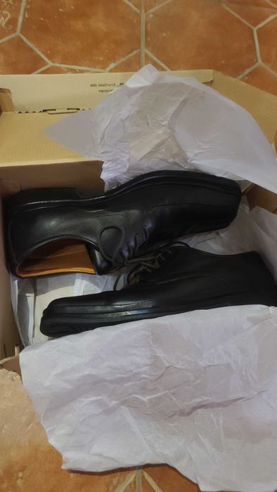 Туфлі чоловічі Clarks man shoes size 8 ½ UA42,5 чорні натуральна шкіра