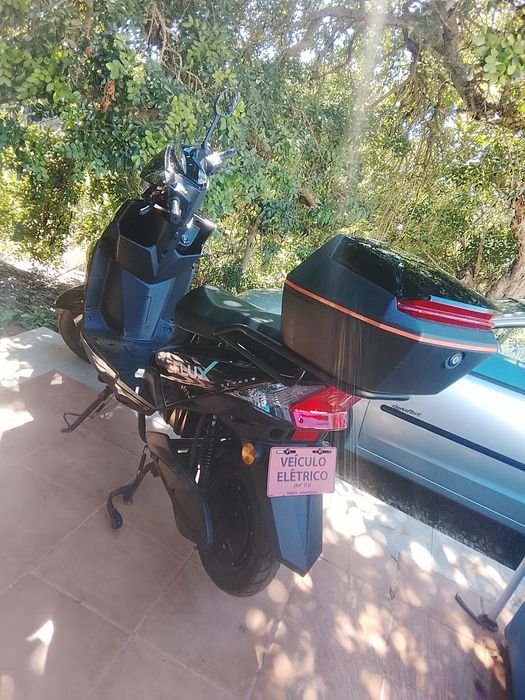 Moto eletrônica, 5 meses de uso .
