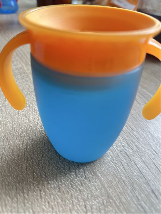 чашка непролевайка Munchkin