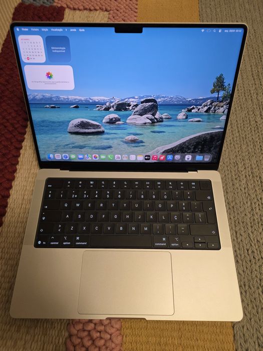 Macbook Pro 14 M5 16GB/1TERABYTE silver como novo