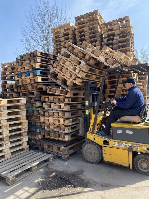 Куплю піддони , палети