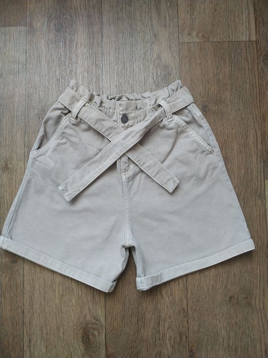 Продам шорты на девочки 9-11 лет tu, zara,футболка в подарок