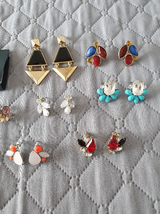 Conjunto de 9 pares de brincos