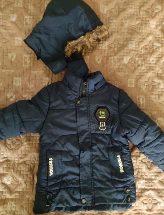 Куртка тепла утеплена